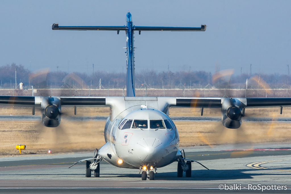 Aeroportul Bucuresti - Henri Coanda / Otopeni (OTP / LROP) - Decembrie 2015  Bf3YJt