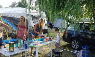 Camping S, spre Navodari la 3 km dupa iesirea din MAMAiA ( bariere )  NLnpfQ