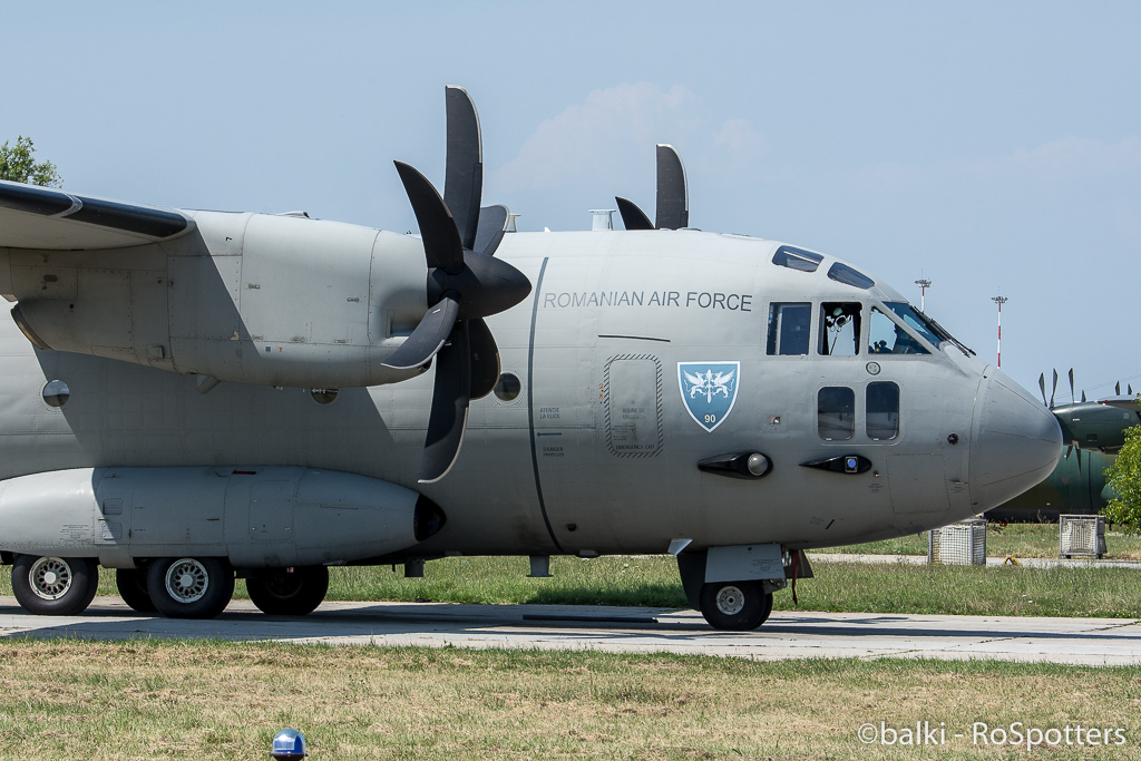 Baza 90 Transport Aerian Otopeni - Ziua porţilor deschise - 18 iulie 2015 EtnVJ5