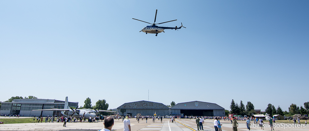 Baza 90 Transport Aerian Otopeni - Ziua porţilor deschise - 18 iulie 2015 0Pq9hv