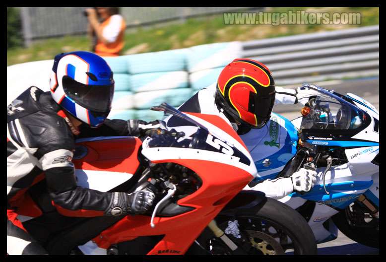 Campeonato Nacional de Velocidade Motosport Vodafone 2010 - Estoril 1 - Pgina 14 Img9010u