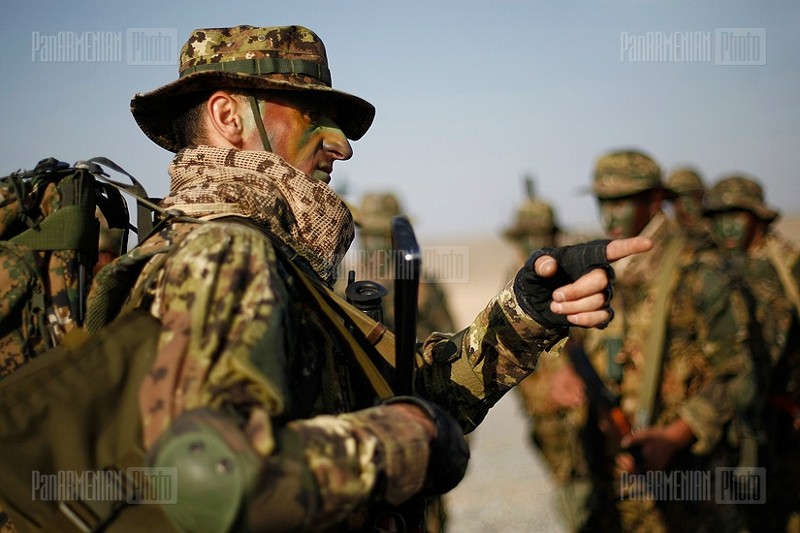 Armée Arménienne - Page 6 93521967d