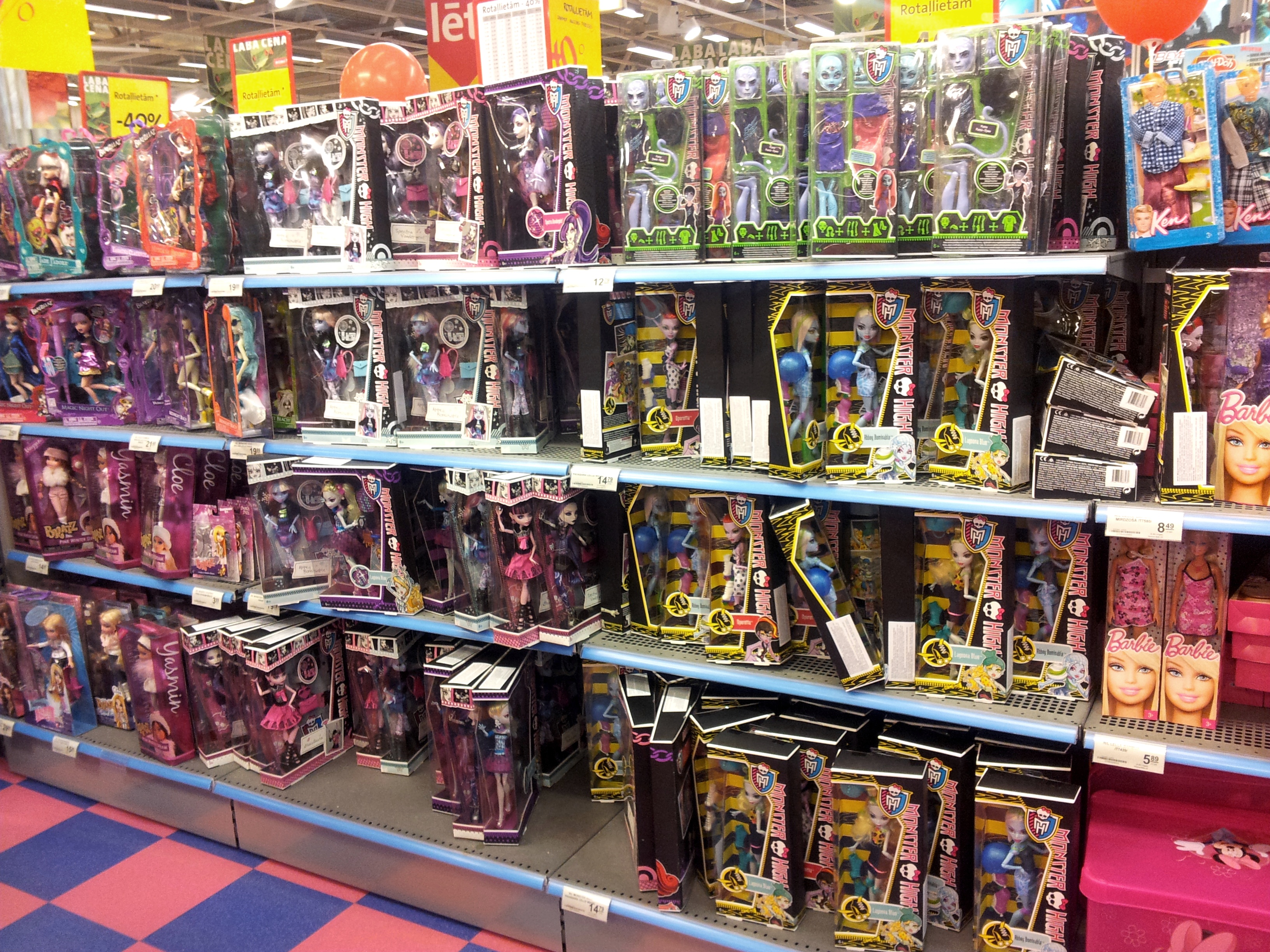 MONSTER HIGH FAN CLUB!!  - Page 35 20130328175939