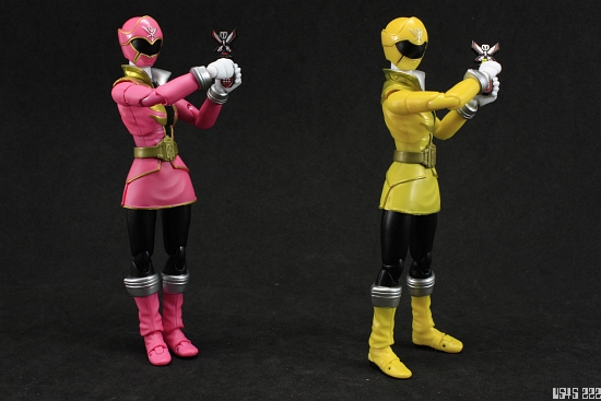 [Review]S.H. Figuarts Gokai Yellow e Gokai Pink - by Usys 222 Mg2247