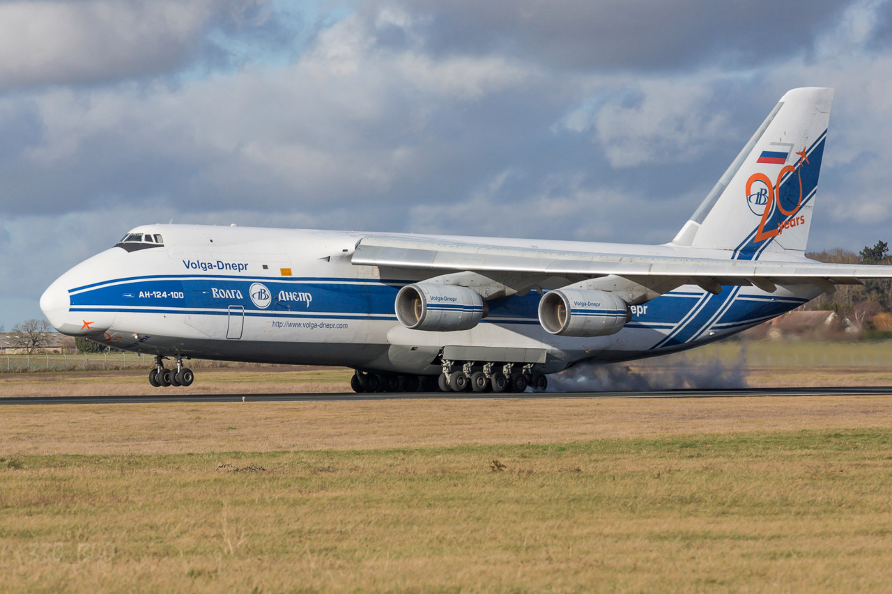 Décembre 2013 : An 124 Cqrb