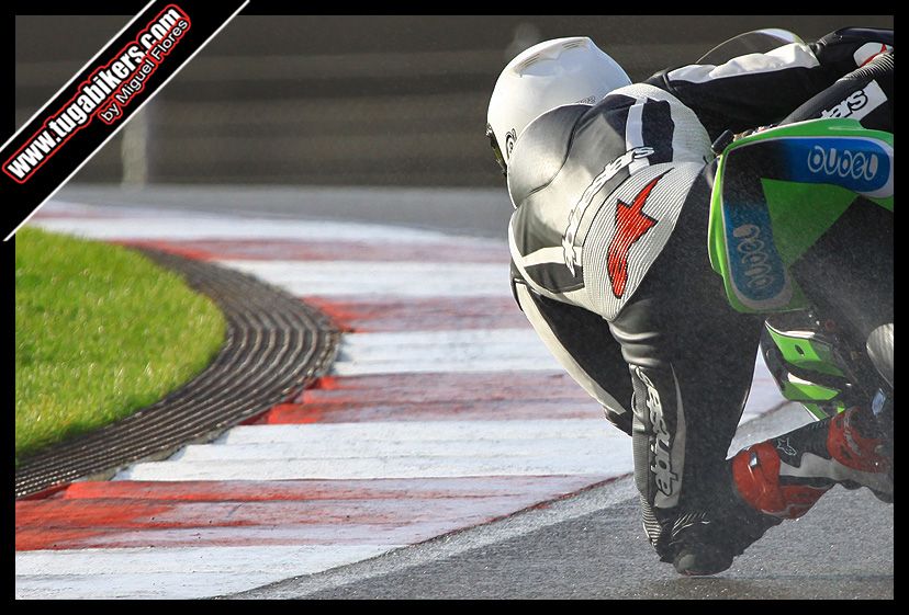 Teste oficiais Superbikes- Test Portimo World Superbike Championship 2011 - Pgina 2 Img2512wil