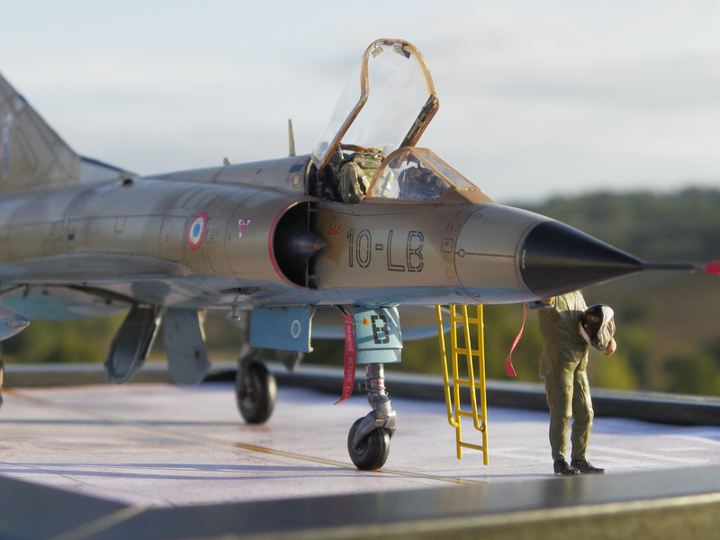 [Concours Dassault] Mirage III C - Eduard - 1/48 [Mise à jour du 02/10/2012 - C'est FINI!!] - Page 7 Imgp3078z