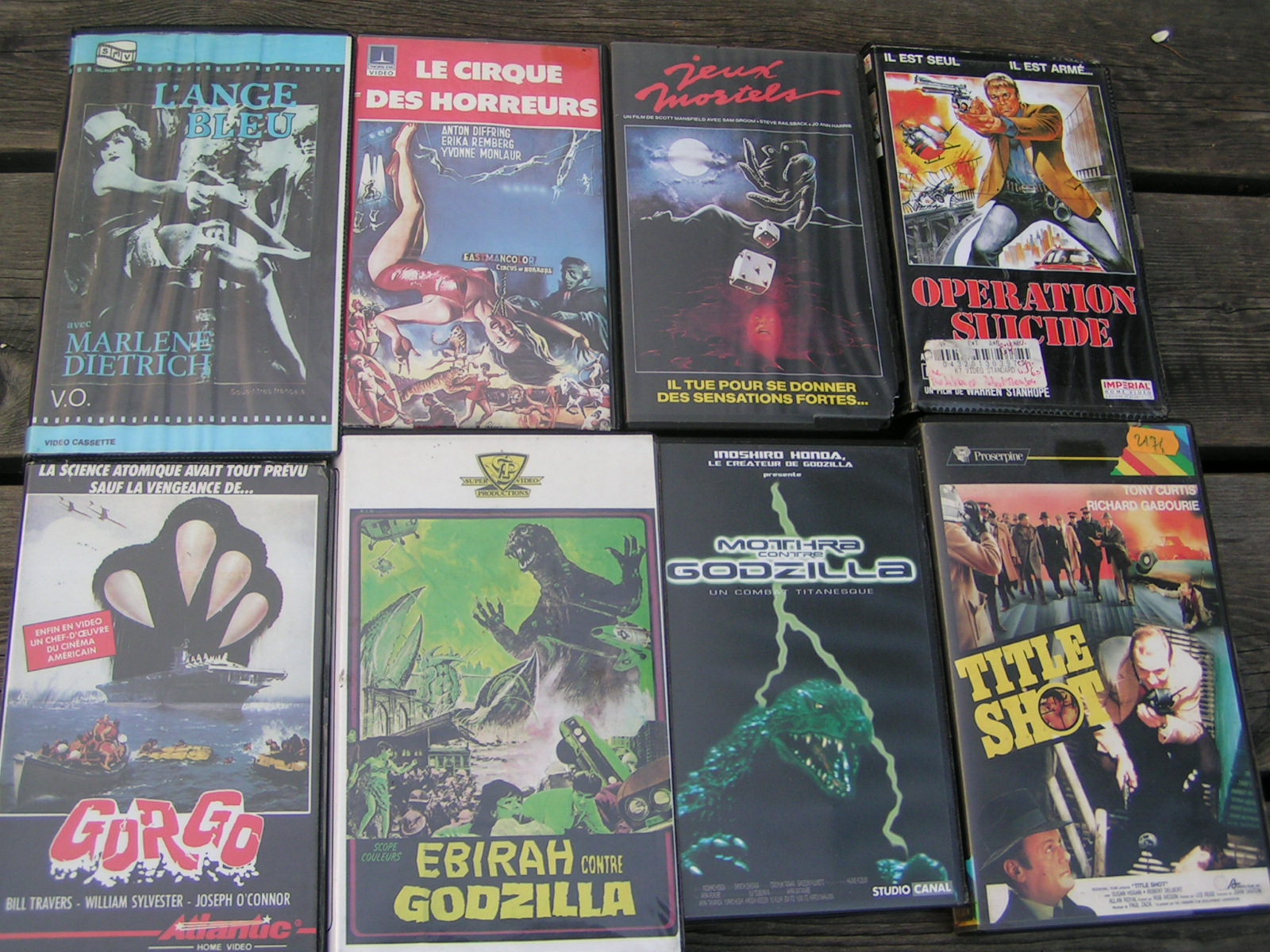 VENDS GRAND NOMBRE VHS ORIGINALES 2 A 4 EUROS PIECES Pict0015rm