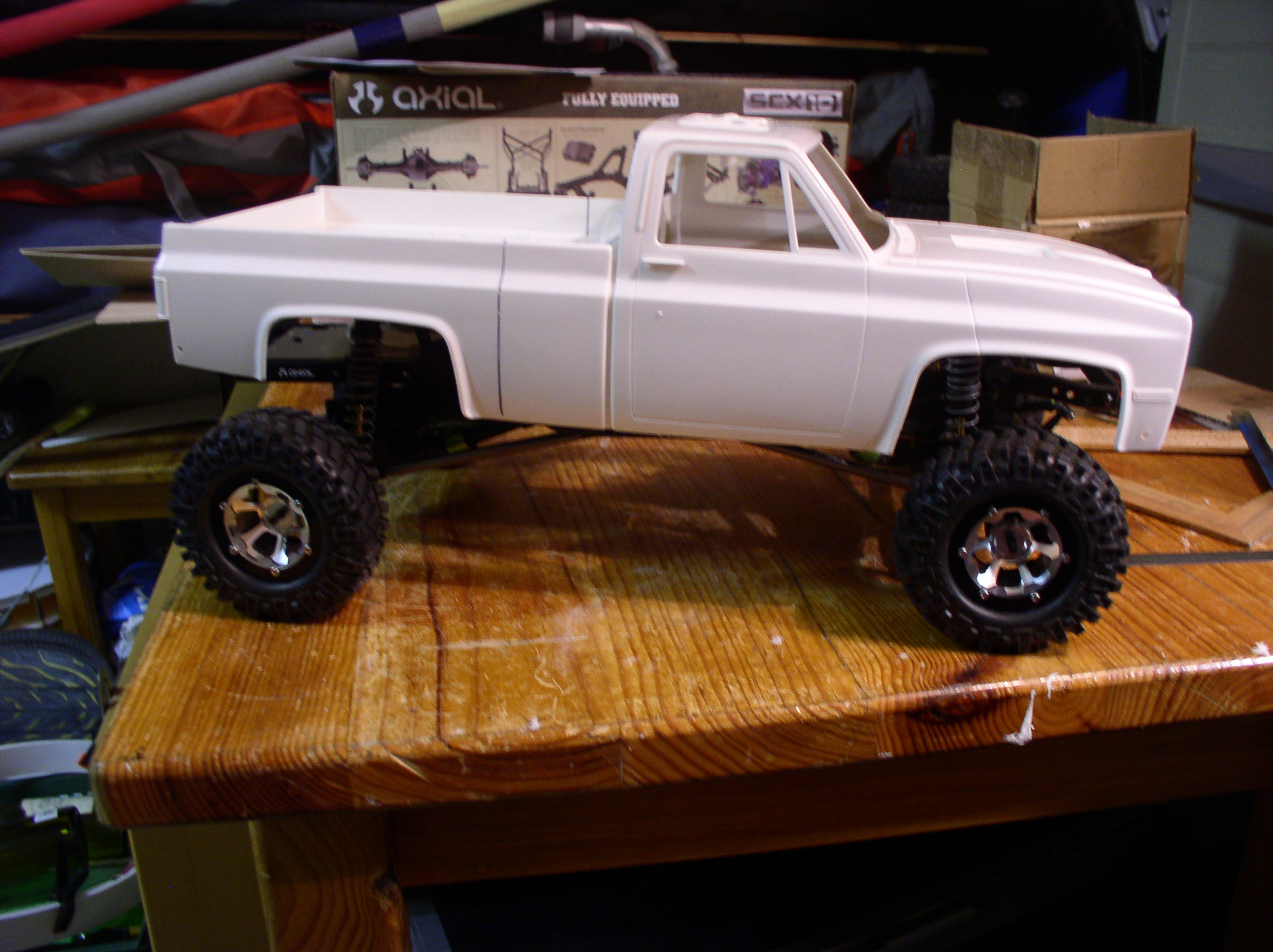 [ SCX10 Axial ] CHEVROLET K5 Pick-up, benne rallongée."TERMINE" P1010002bk