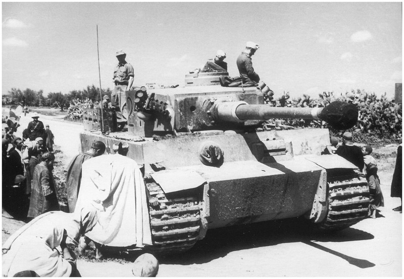 tiger - Tiger I du sPzAbt. 501 en Tunisie 1943 Tigerinr724exnr112spzab