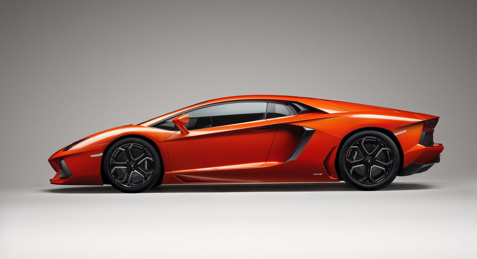 nouvelle lamborghini aventador 2012lamborghiniaventado