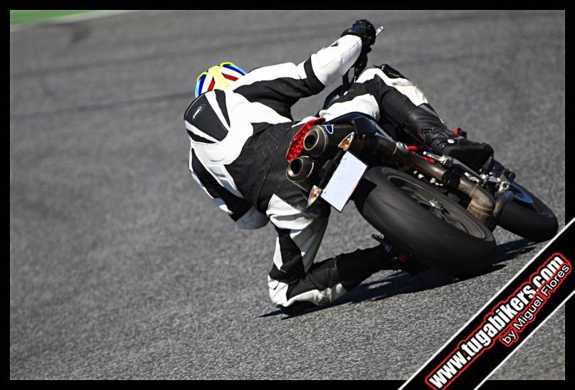 3 Vagas para participar no Track Day de 20 de Maro - Estoril - Pgina 4 Img8783copy