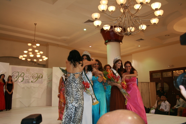 GERALDINE HIGUERA Miss Earth Panama 2009 Img0633k