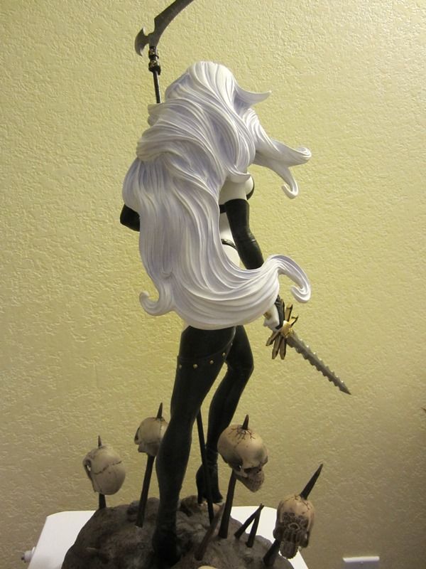 [Sideshow] Lady Death Premium Format Figure - LANCADA!!!! - Página 3 018ao