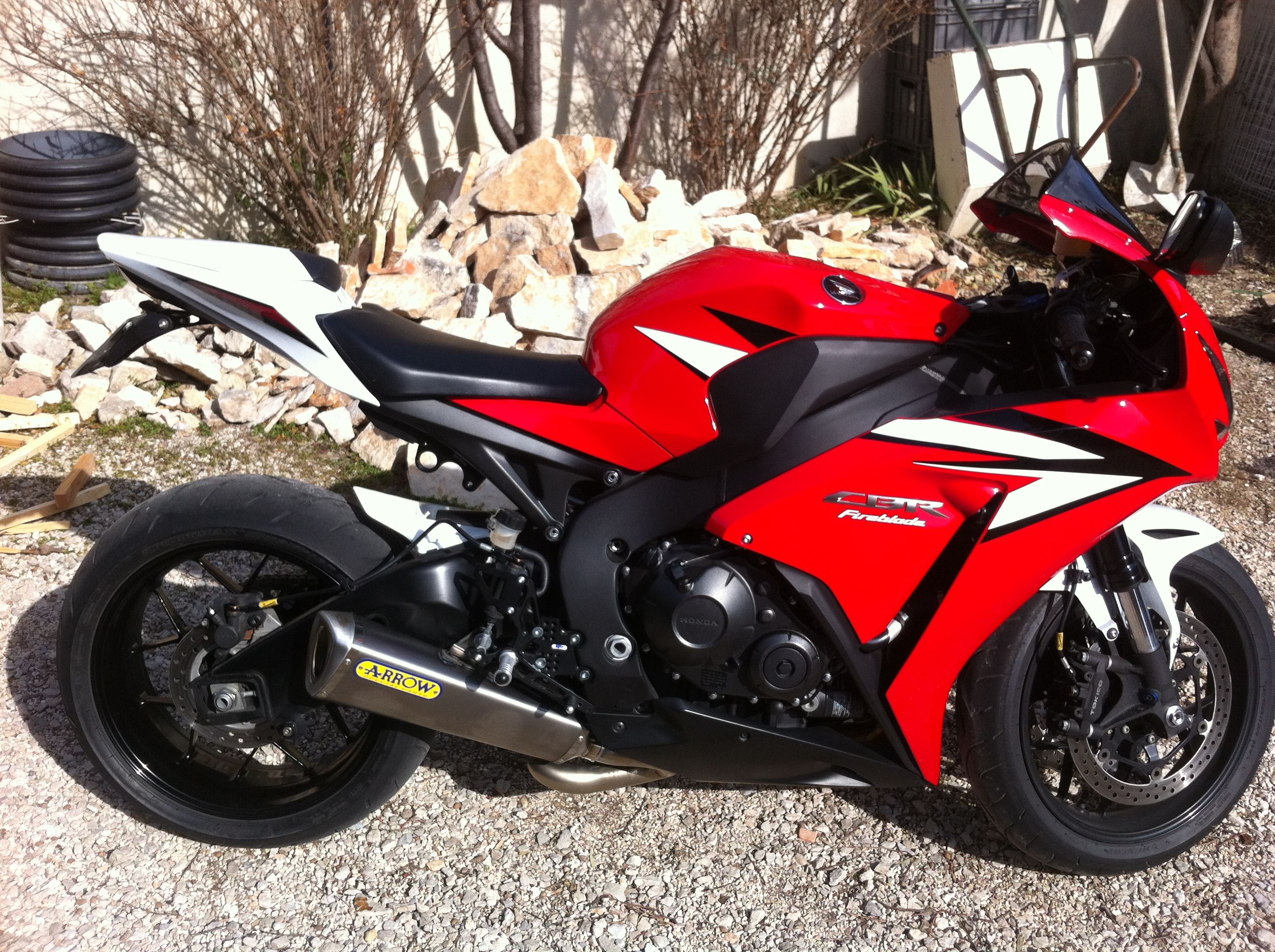 S1000RR vendu , retour au CBR 1000 2012 ! Img0460e