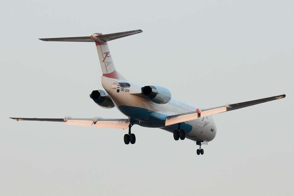 Aeroportul Bucuresti ( Henri Coanda/Otopeni) - Martie 2011 Dsc8577