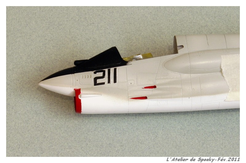 F-8J Crusader  [Hasegawa] 1/48 Img03772