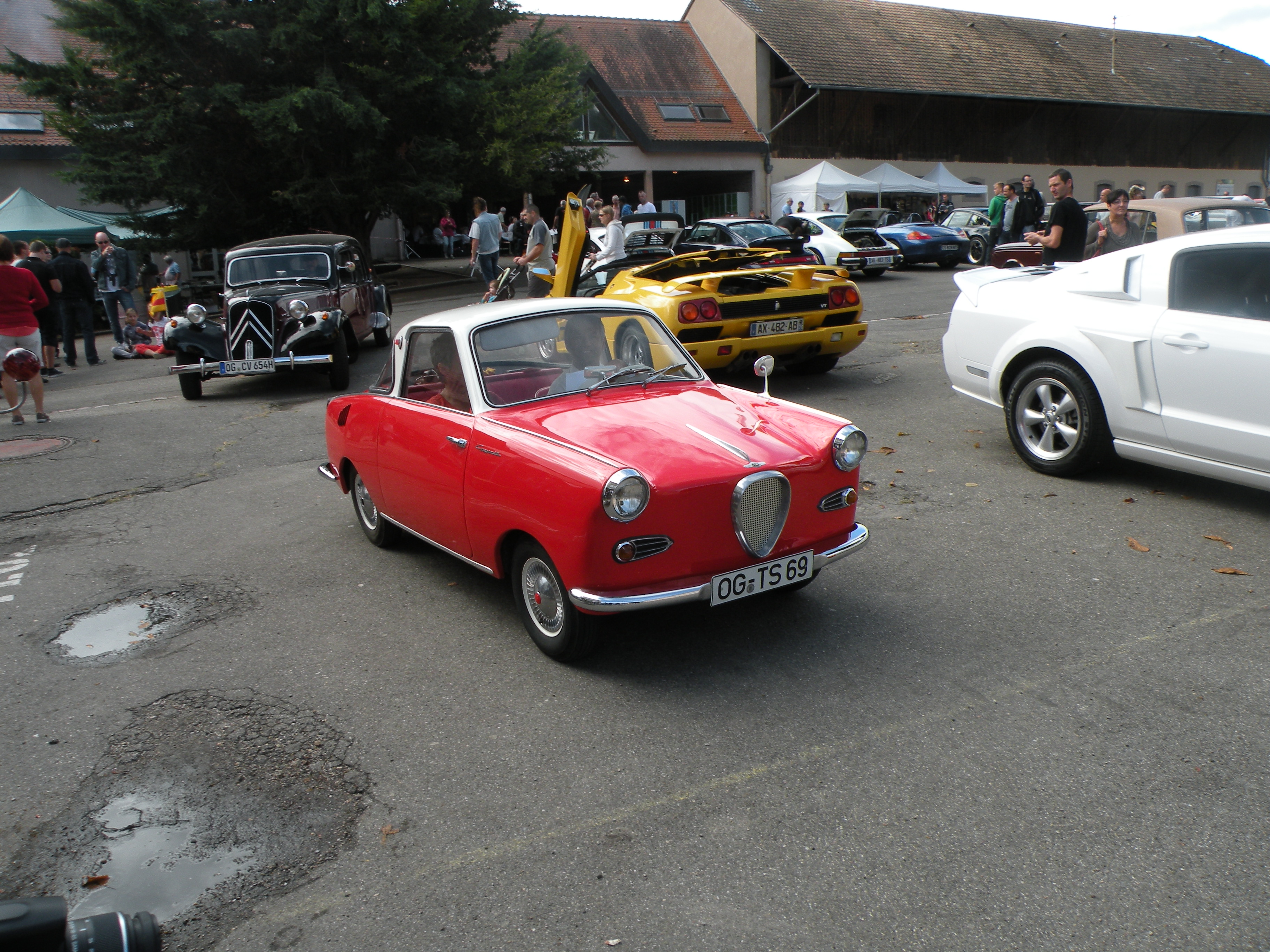 Photos du 6ème AUTO MOTO RETRO à 67150 Matzenheim du 8.09. 2013  H3qu