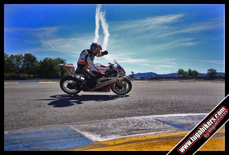 Campeonato Nacional de Velocidade Motosport Vodafone 2010 - Braga III - Pgina 2 Img0246zw