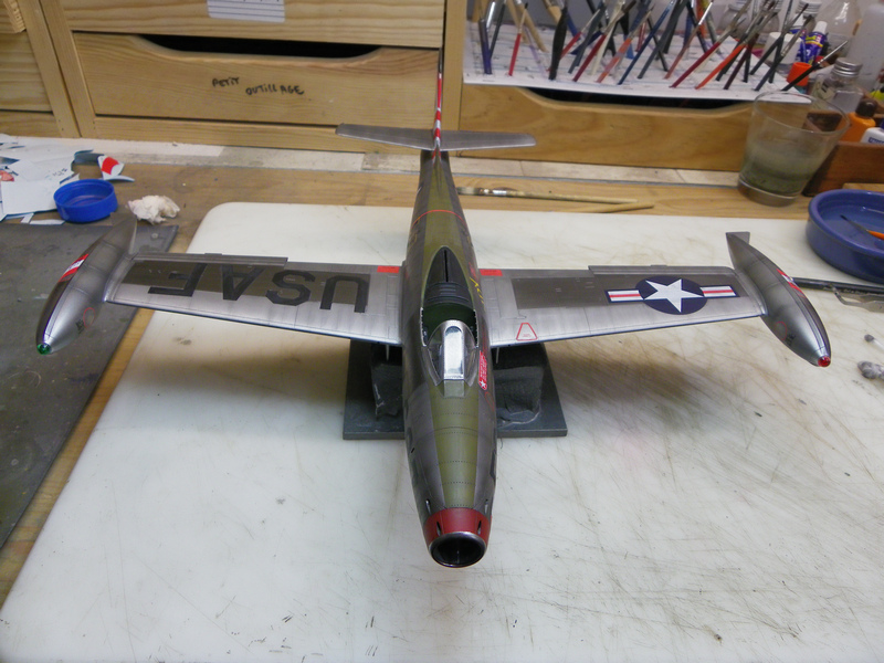 [Concours guerre de corée] F-84E Thunderjet-Hobby Boss- 1/32 [Montage terminé]  - Page 4 Imgp4375r