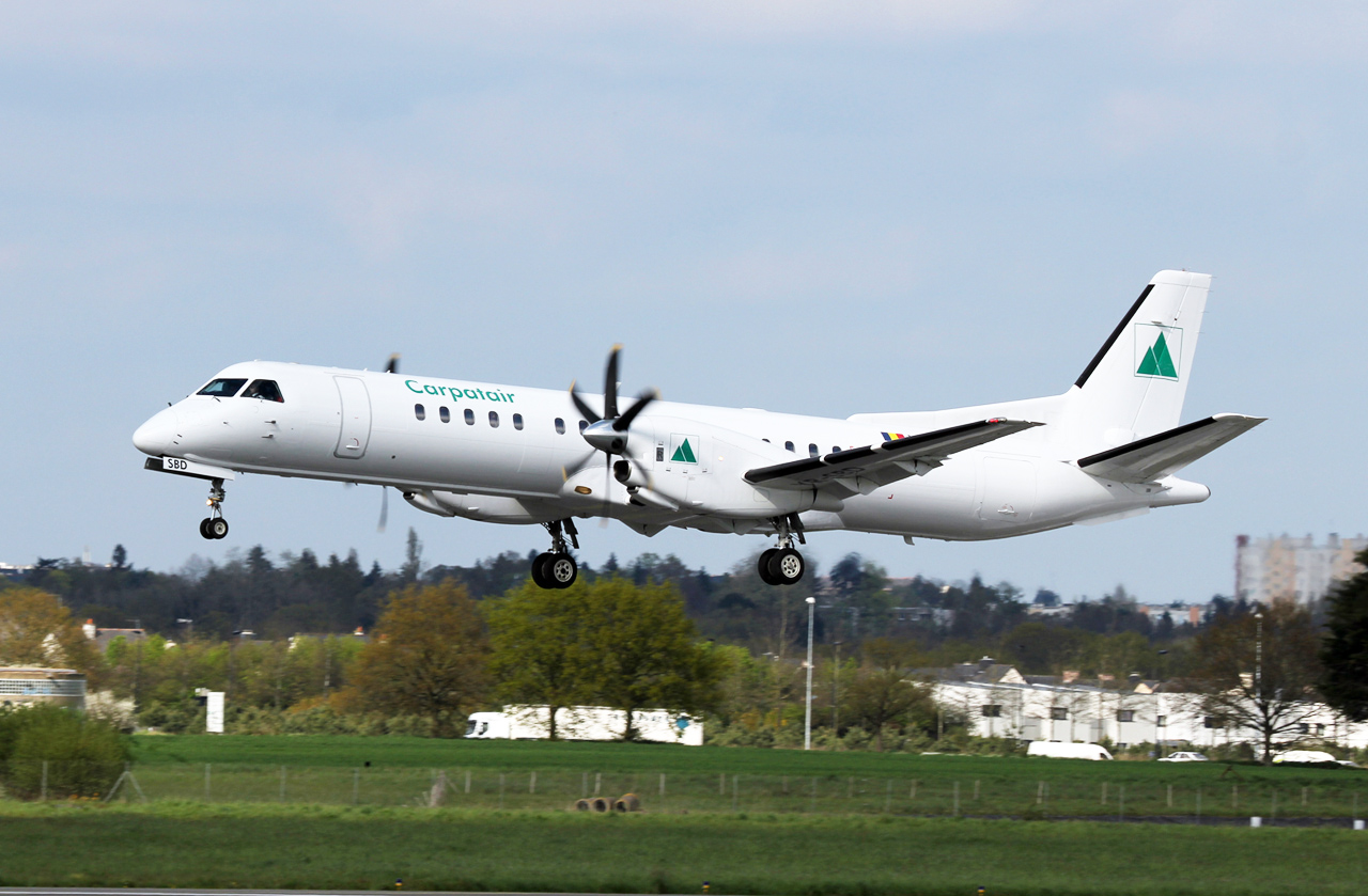  Saab 2000  Carpatair YR-SBD le 23.04.13 Sz002copy