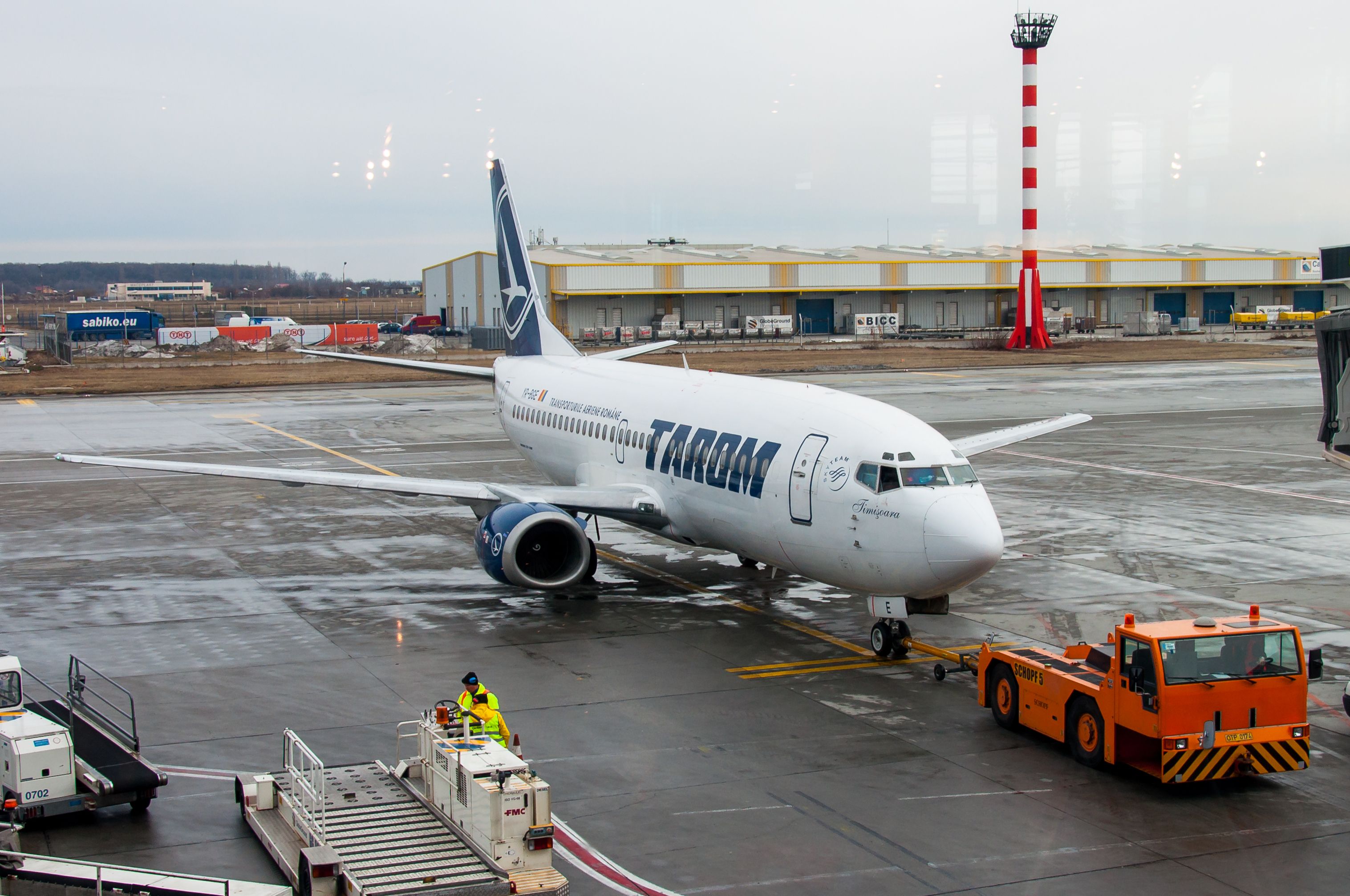 Aeroportul Bucuresti (Henri Coanda / Otopeni) - Februarie 2013 Dsc1717yz