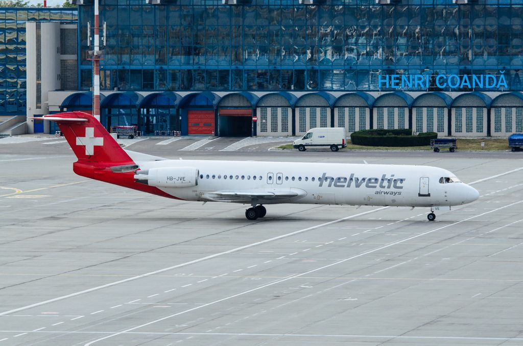 Aeroportul Bucuresti - Henri Coanda / Otopeni (OTP / LROP) - Septembrie 2013 Svsw