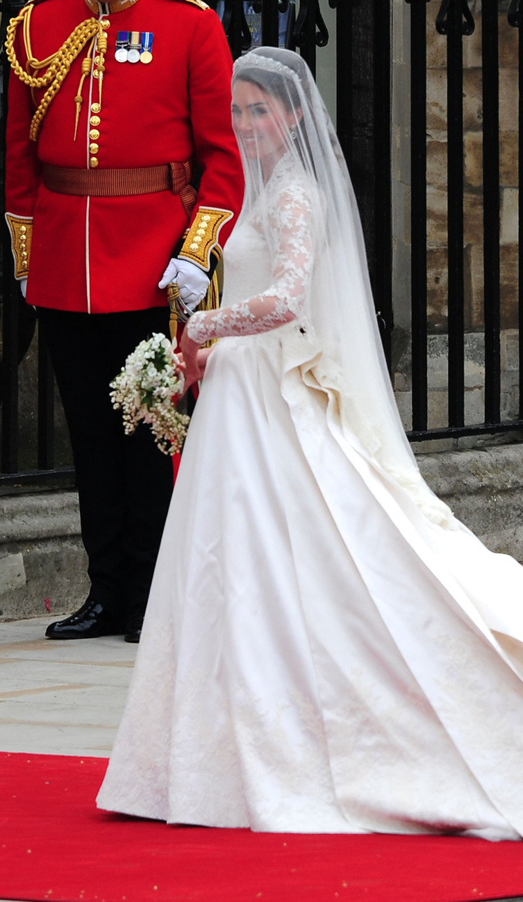 BODA REAL DEL PRÍNCIPE WILLIAM Y CATHERINE MIDDLETON - Página 102 20143044