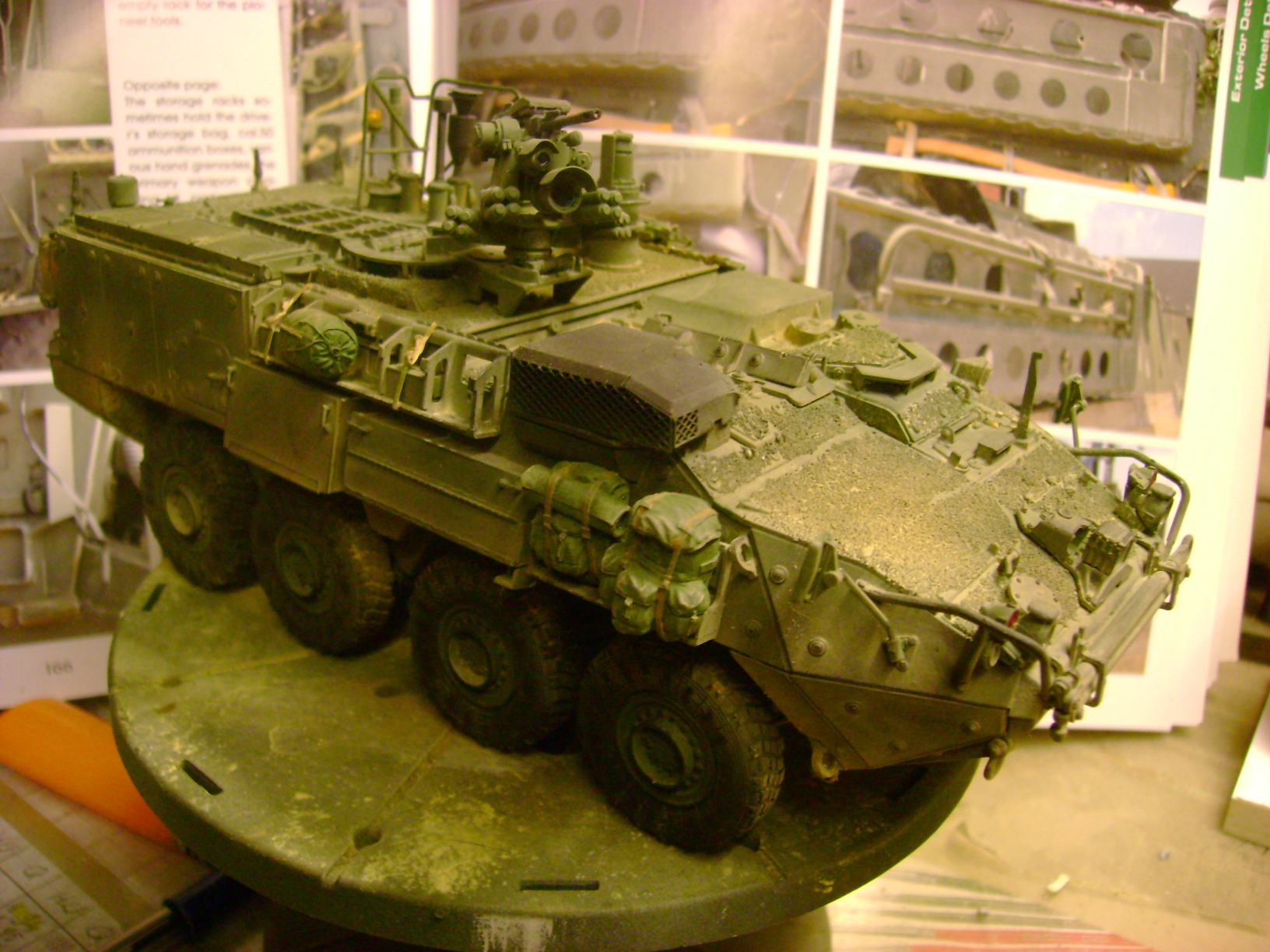 M1135 Stryker NBC RV 1/35 Trumpeter....Terminer Up du 29/10... - Page 3 69912046