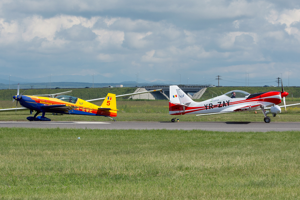 Aeroclubul Teritorial "Gheorghe Banciulescu" Ploiesti - Spectacol Aerian la Strejnic Zg5j