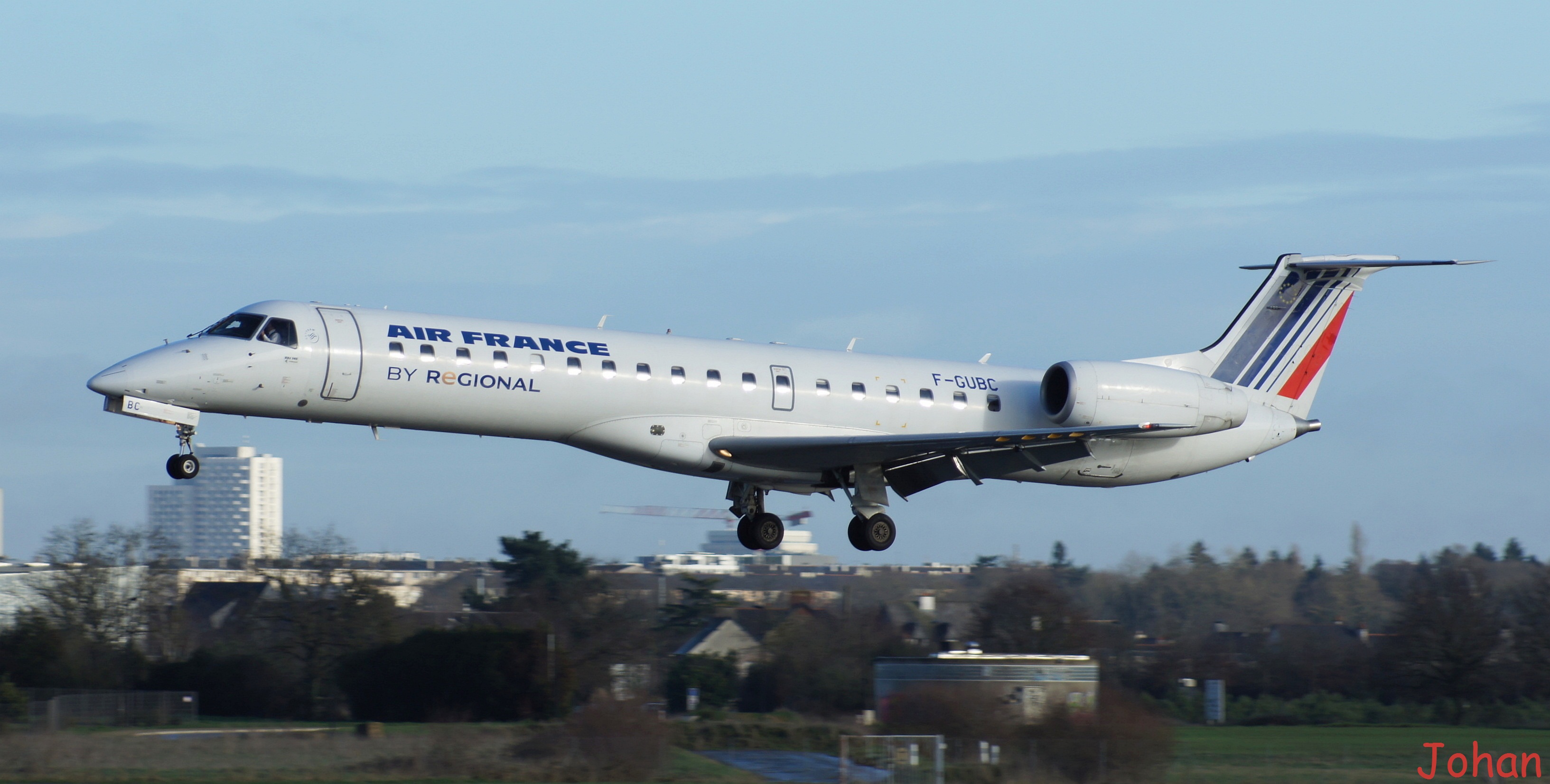 Embraer ERJ-145MP Régional F-GUBC + Divers le 12.01.13  Diversle120121