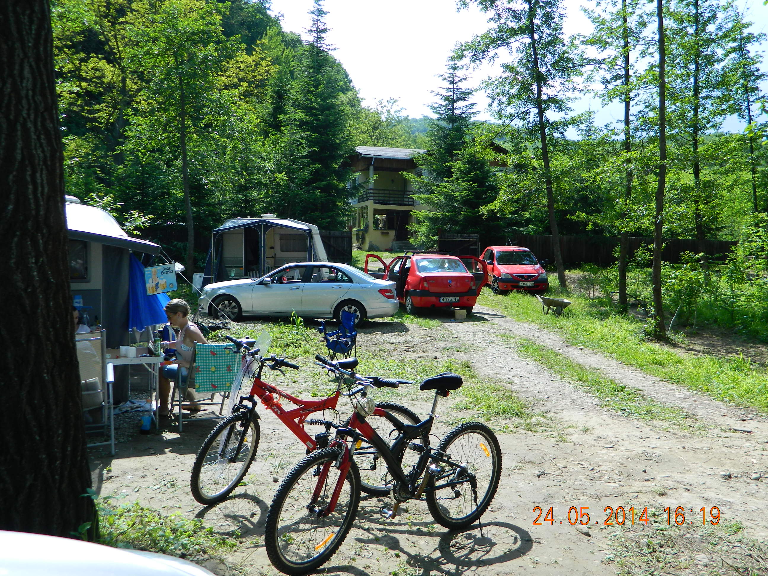 Camping Cotofenesti (PH) Ez53u