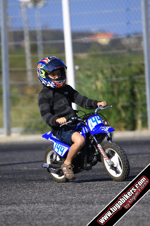 Campeonato Nacional de Velocidade Motosport Vodafone 2010 - Estoril 2 - Pgina 9 Img6326copy