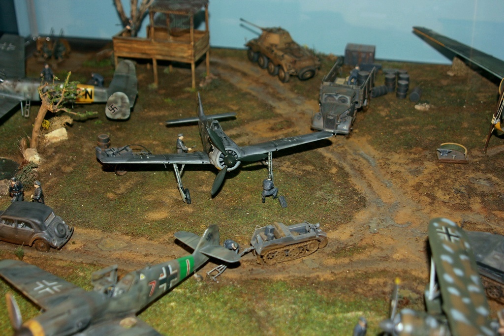 Diorama terrain aviation Luftwaffe 1/48 Kv0w