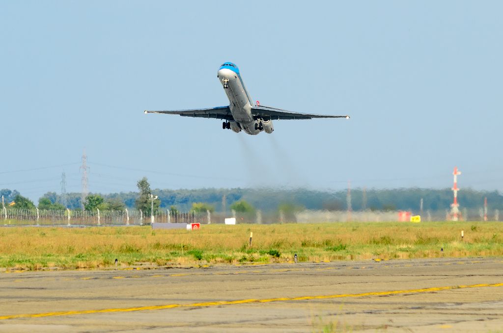 Aeroportul Bucuresti - Henri Coanda / Otopeni (OTP / LROP) - Septembrie 2013 - Pagina 2 X7an