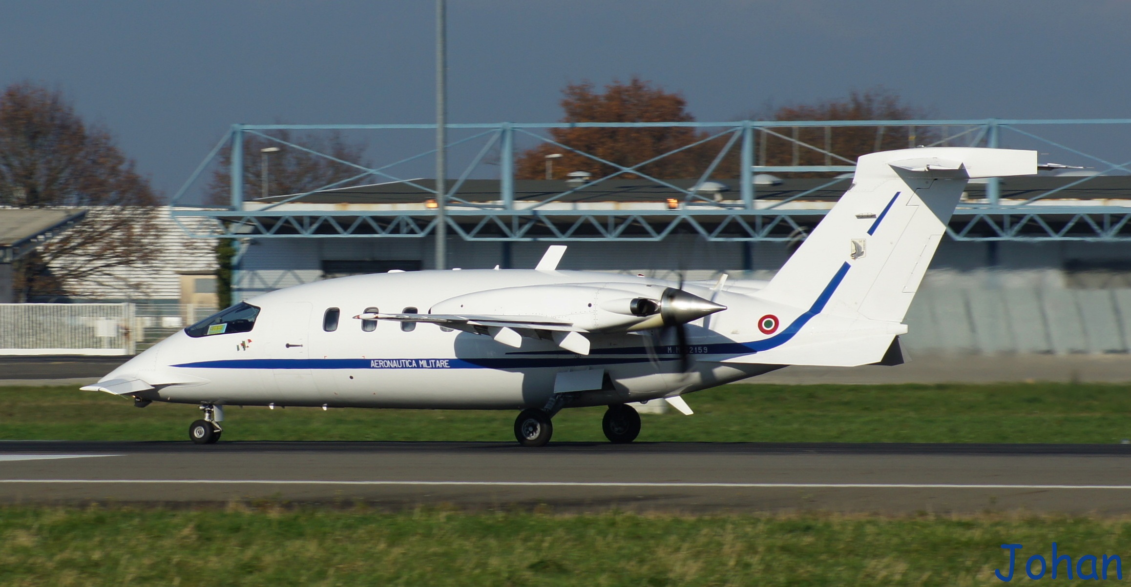 Piaggio P-180AM Avanti MM62159 Italian Air Force le 01.12.12 Diversle011244