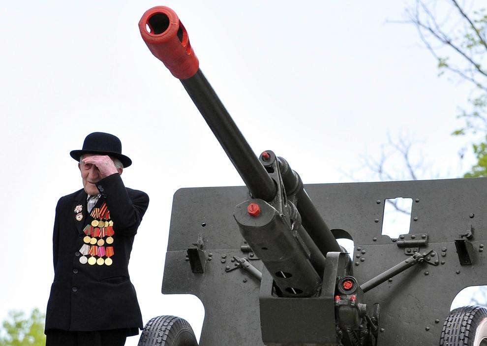 RUSIA CELEBRA EL 66 ANIVERSARIO DE SU TRIUNFO EN LA SEGUNDA GUERRA MUNDIAL Bp9990x703