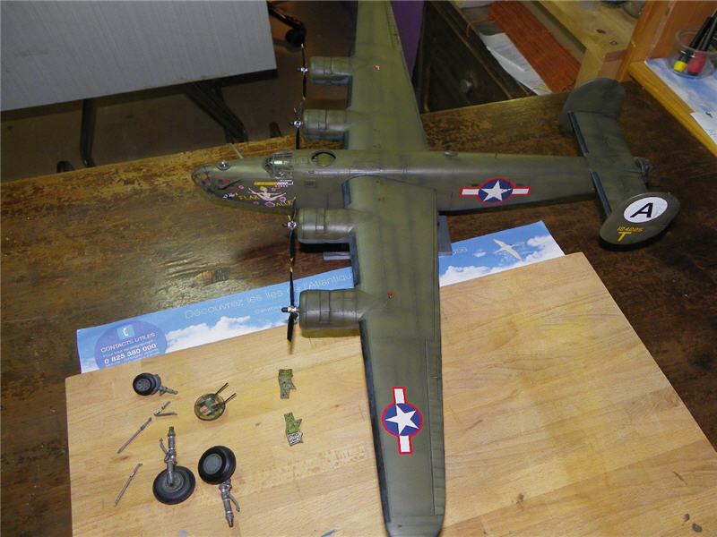 B-24D Libérator Monogram 1/48 [Maj du 17-06-11] C'est Fini!! - Page 7 Imgp6329