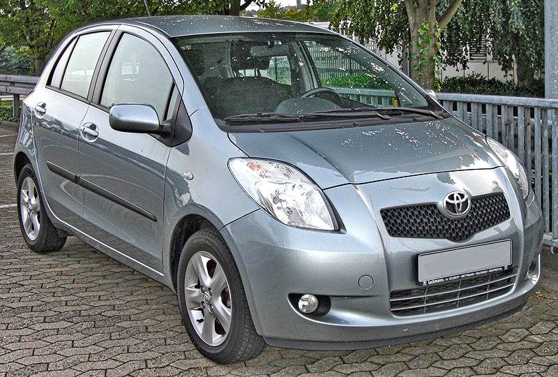 Yaris II 800pxtoyotayaris13vvtif