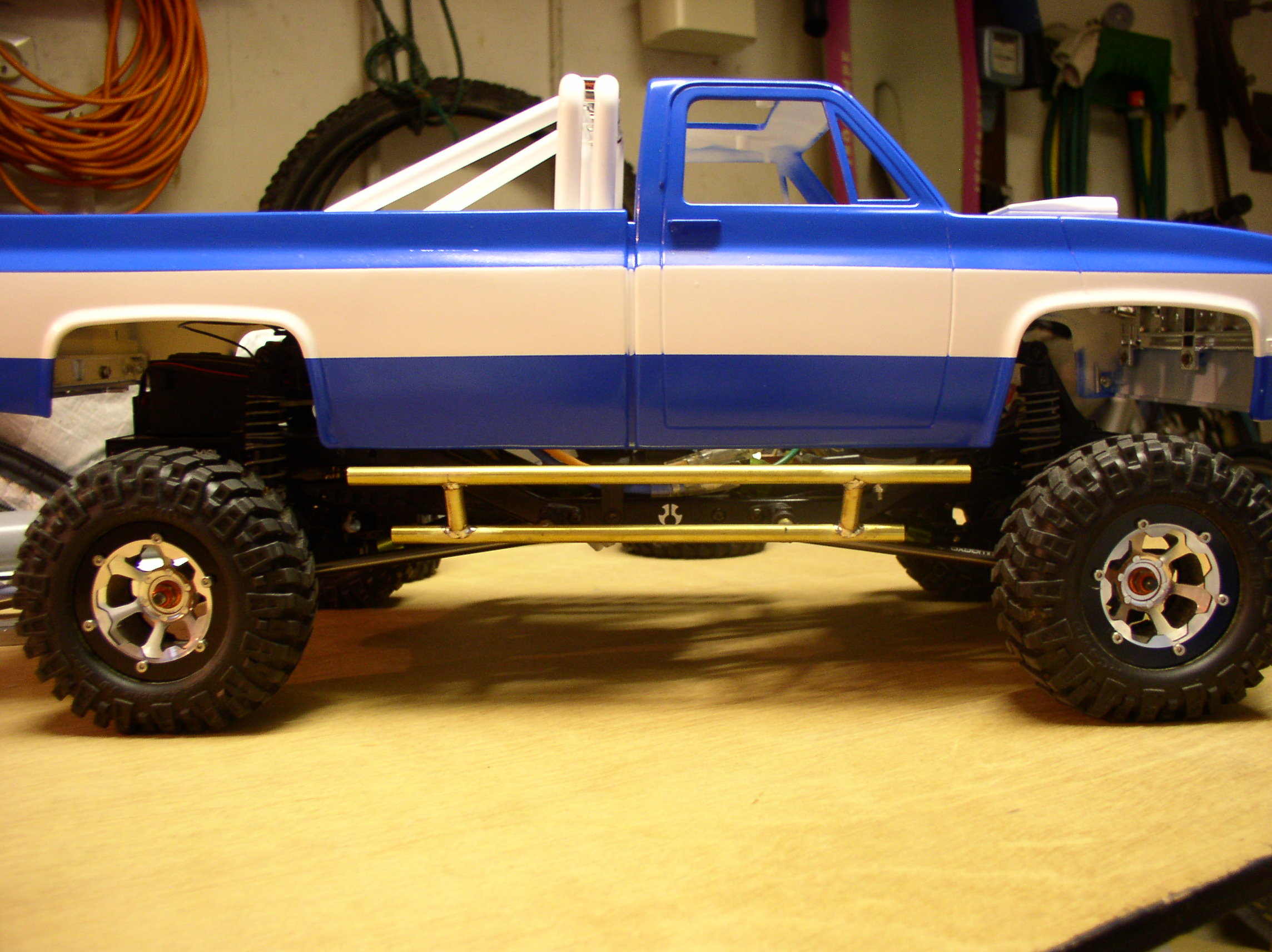 [ SCX10 Axial ] CHEVROLET K5 Pick-up, benne rallongée."TERMINE" P1010062fv