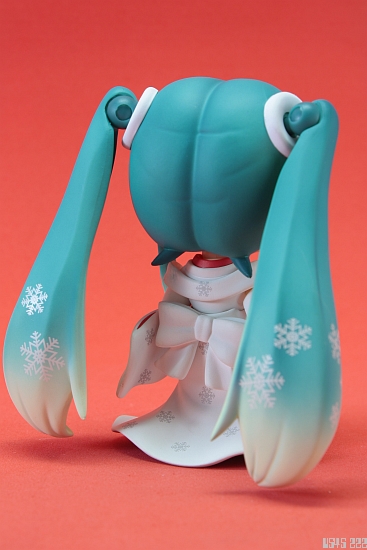 [Review] Nendoroid Snow Miku: Strawberry White Kimono Ver. Nwai