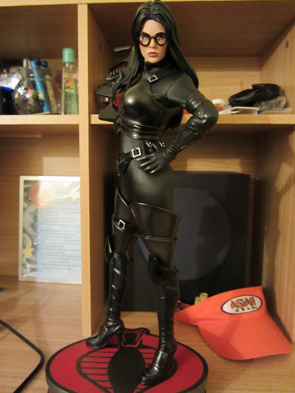 [Sideshow] G.I. Joe: Baroness - Premium Format Figure - Confira o Unboxing! - Página 3 017igc