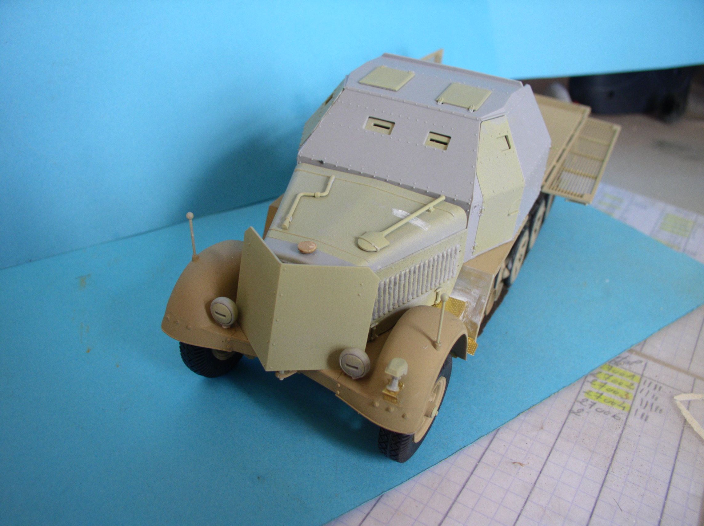  Sd.Kfz.7/1 late version whit Sd.Anhager 52 Trumpeter 1/35( Montage en cours) UP 25/05 - Page 4 101ond
