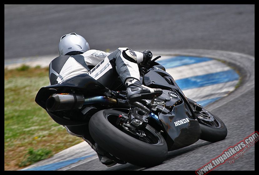 Track day Motociclismo 9-05-2009 - Pgina 5 Img9524