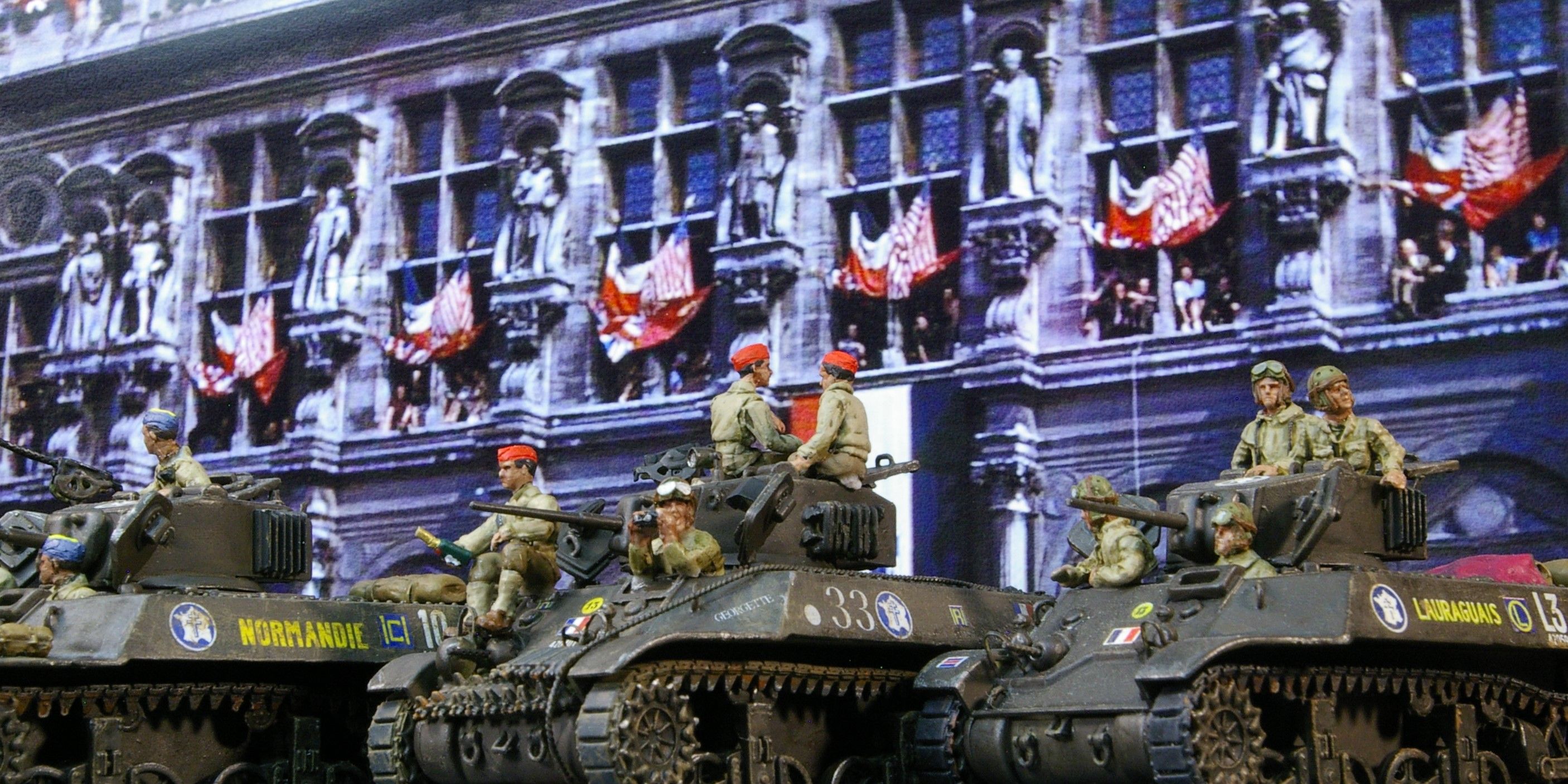 M3A3 de RMSM a l'Hotel de Ville Paris 1944 2ioZ9H