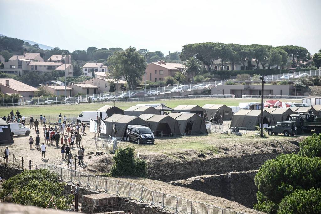 PORTES OUVERTES DU 1er Régiment de Choc (CNEC) YP6irW