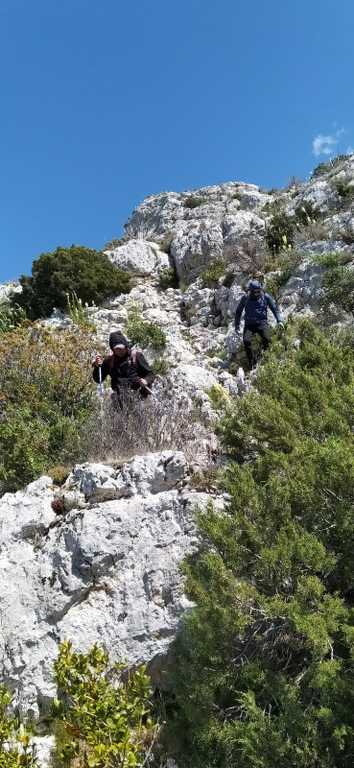 Lubéron-Combe de Vidauque-Jeudi 18 avril 2024 RIVXN1