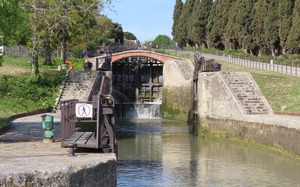 Mini croisière sur le Canal du Midi-Samedi 29 avril 2023 TPch7X