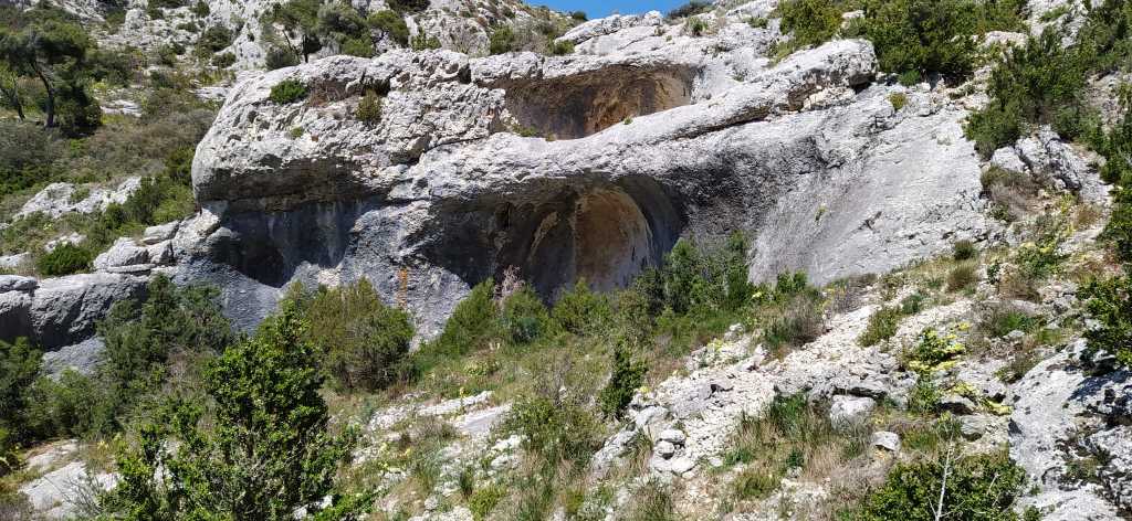 Lubéron-Combe de Vidauque-Jeudi 18 avril 2024 K596UM