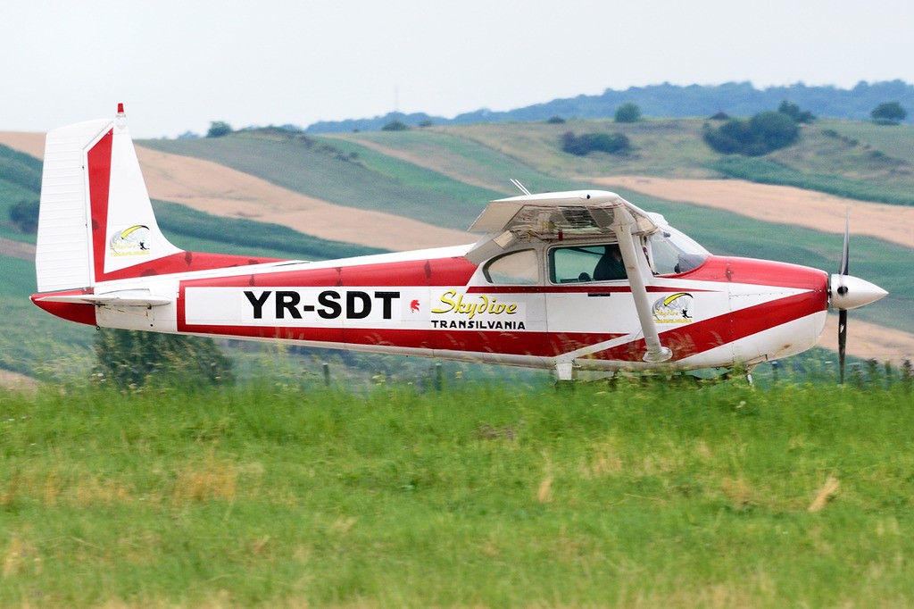 Ziua Fortelor Aeriene la Baza 71 Aeriană - Câmpia Turzii - 19 Iulie 2014 - POZE - Pagina 2 LXIQr2